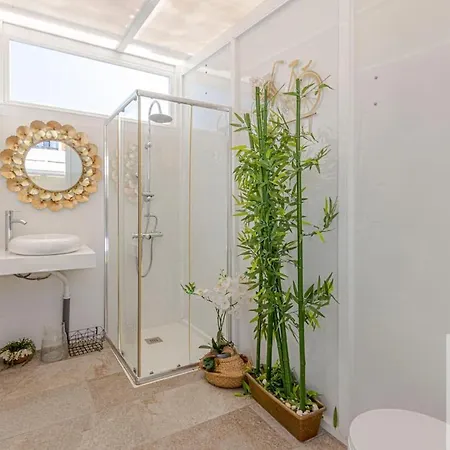 Wonderful With Heated Pool Apartman *