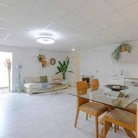 Wonderful With Heated Pool *