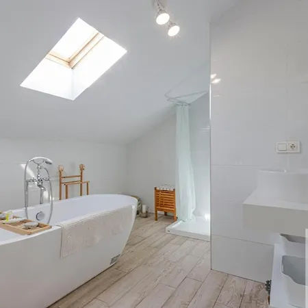 Apartman Wonderful With Heated Pool *