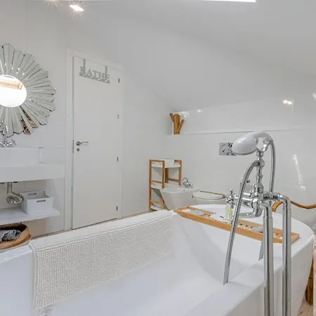 Wonderful With Heated Pool